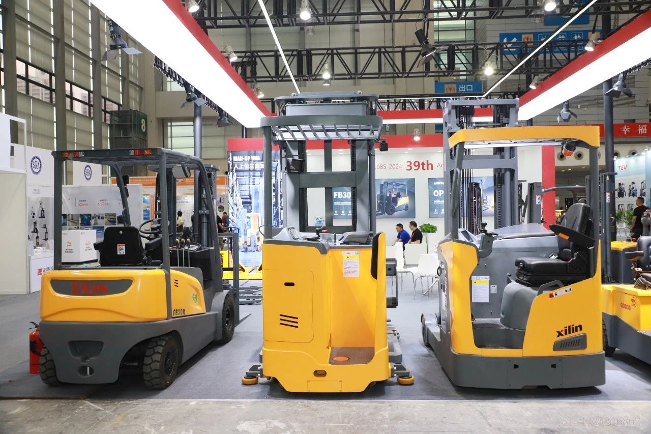 用精品連接客戶(hù) | 西林叉車(chē)閃耀LogiMAT China 2024(圖2)